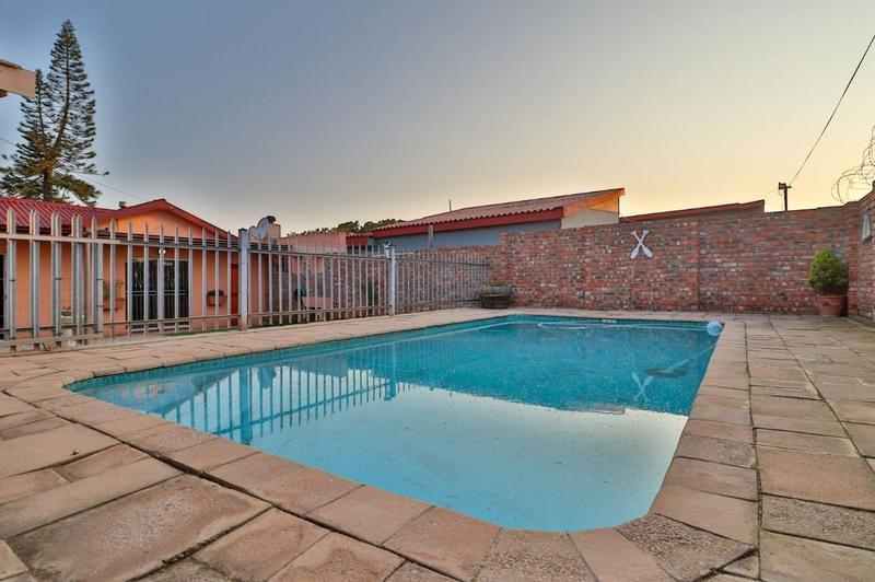 4 Bedroom Property for Sale in Heiderand Western Cape